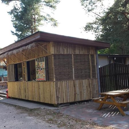 Neptuns Hotel Jūrkalne Kültér fotó