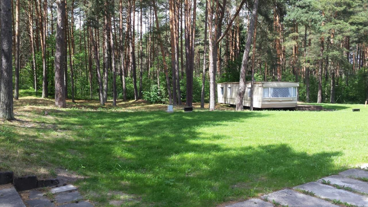 Neptuns Hotel Jūrkalne Kültér fotó